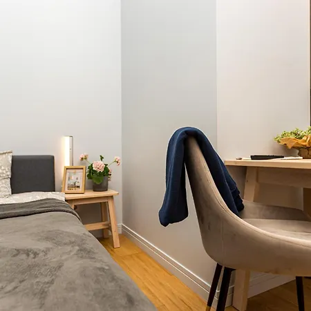 شقة Comfortable And Central 10 Min Walk To The Old Town
