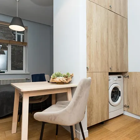 아파트 Comfortable And Central 10 Min Walk To The Old Town 리가